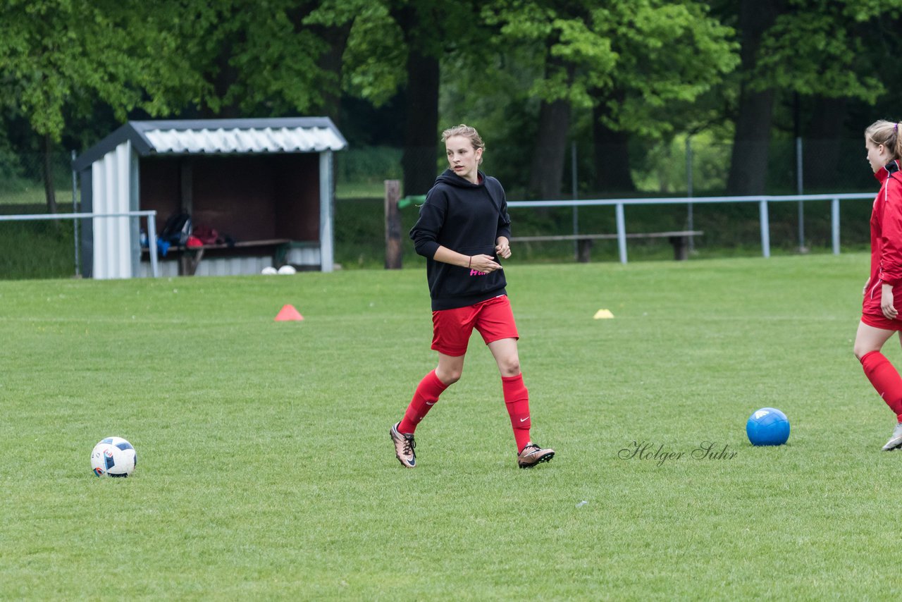 Bild 106 - wCJ SV Steinhorst/Labenz - VfL Oldesloe : Ergebnis: 18:0